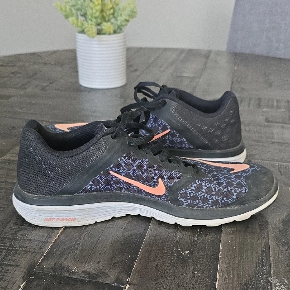 Nike Fitsole Lite Run 3 Size 7.5 - Picture 4 of 8